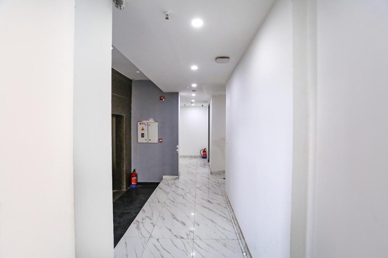 Fabhotel Vat - Meera Bagh Delhi  Dış mekan fotoğraf