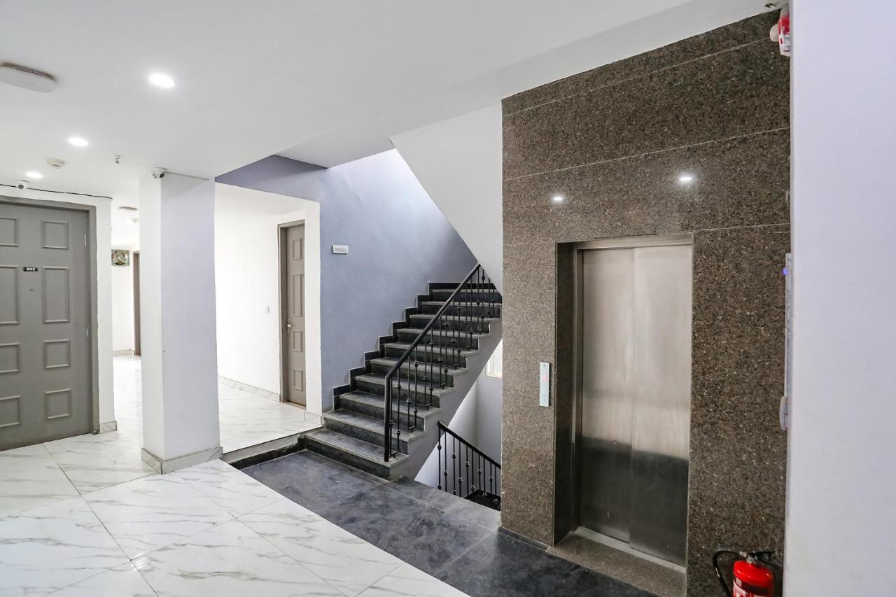 Fabhotel Vat - Meera Bagh Delhi  Dış mekan fotoğraf
