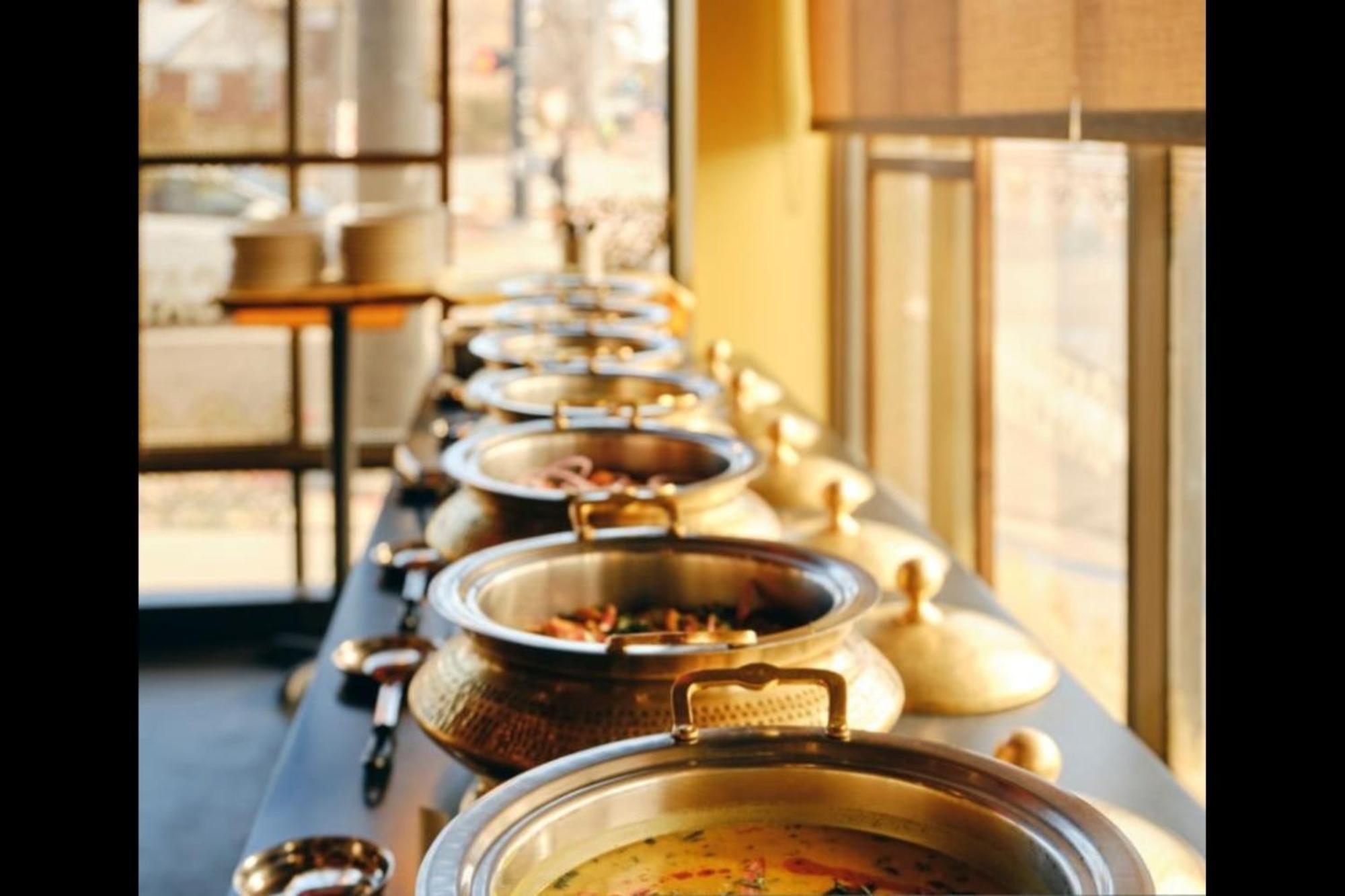 Fabhotel Vat - Meera Bagh Delhi  Dış mekan fotoğraf